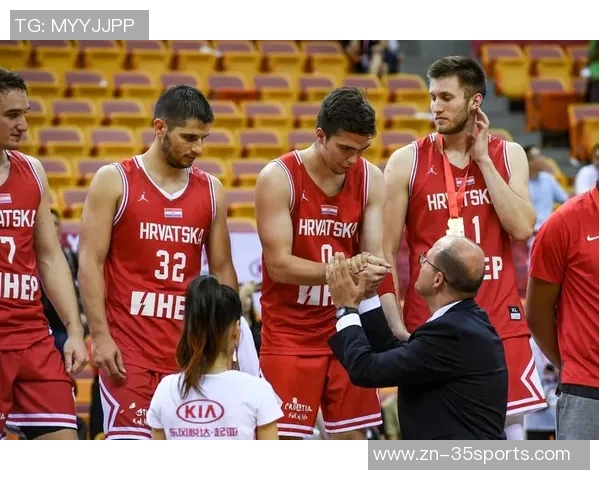 2017年中国男篮与克罗地亚激战回顾：篮球盛宴中的精彩瞬间与战术较量